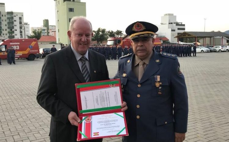  Marcos Vieira é amigo do Corpo de Bombeiros