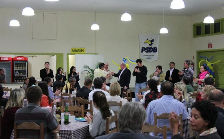  Marcos Vieira tem encontro com o PSDB de Biguaçu