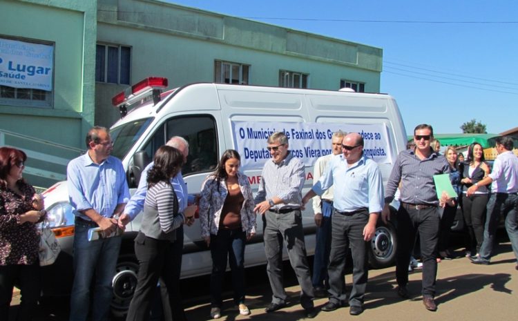 Faxinal dos Guedes – Entrega de ambulância