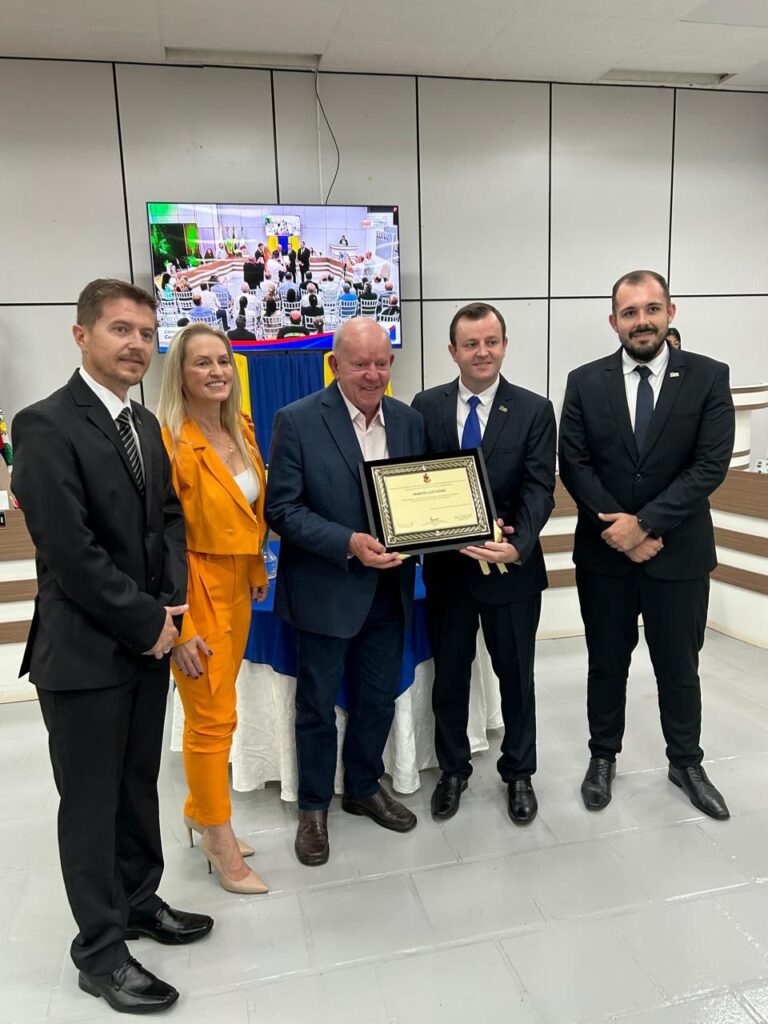 Marcos Vieira recebe título de Cidadão Honorário de Cunha Porã